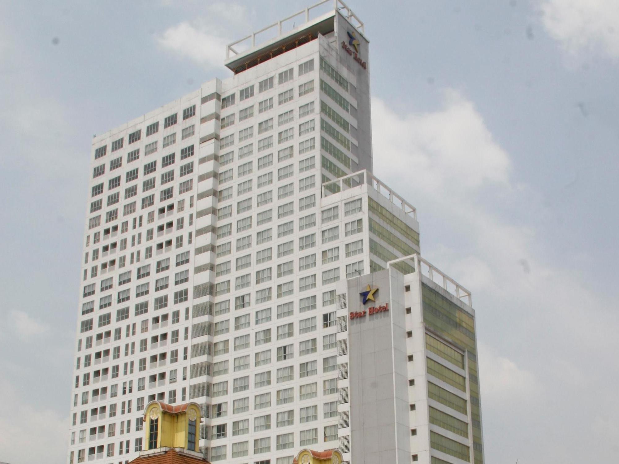 Star Hotel Semarang Eksteriør billede
